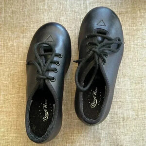 Child’s Size 8.5 Dance Now Tap shoes… used once in a photo shoot..